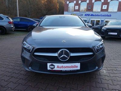Gebraucht Mercedes A180 116 PS (85 kW) 2018 Grau Limousine