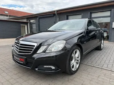 Gebraucht Mercedes E250 204 PS (150 kW) 2010 Schwarz Limousine