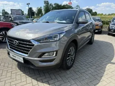 Gebraucht Hyundai Tucson Style 177 PS (130 kW) 2019 Olivine grey / mic SUV