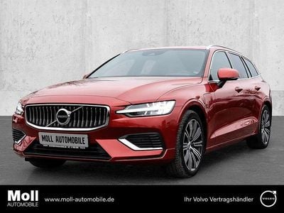 Gebraucht Volvo V60 Core 398 PS (292 kW) 2022 Rot Kombi