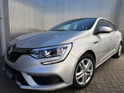 Gebraucht Renault Mégane IV Play 101 PS (74 kW) 2018 Grau Limousine