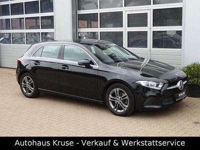 Schwarz Gebraucht 2018 Mercedes A200 Business Limousine | 21.850 € (Etwas zu teuer)