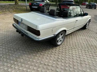Gebraucht BMW 325 Cabriolet 171 PS (125 kW) 1986 Weiß Cabrio