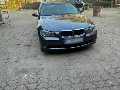 Gebraucht BMW 320 150 PS (110 kW) 2006 Grau Kombi
