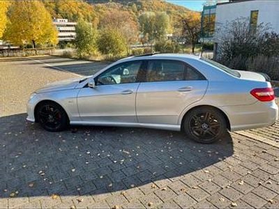 Silber Gebraucht 2009 Mercedes E350 AMG Limousine | 10.300 € (Guter Preis)