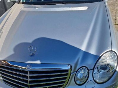 Mercedes E280