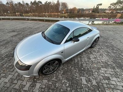 Gebraucht Audi TT Design 180 PS (132 kW) 1999 Silber Coupé