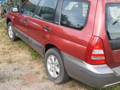 Gebraucht Subaru Forester 125 PS (91 kW) 2002 Rot SUV