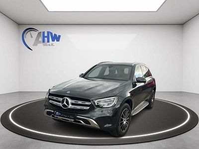 Grau Gebraucht 2019 Mercedes GLC200 AMG line SUV | 28.970 €