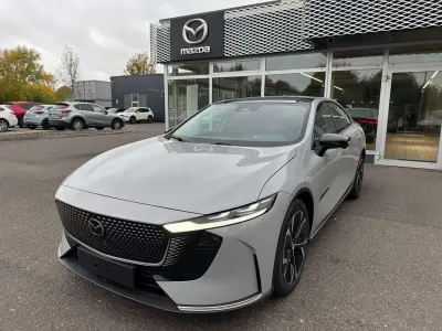 Neu Mazda 6e Takumi-Line 189 kW (258 PS) 2026 Aero gray Limousine
