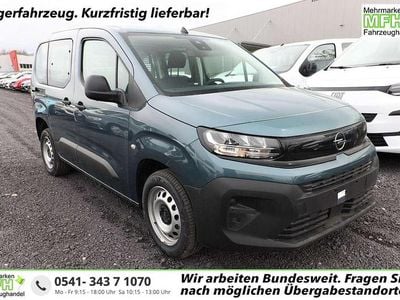 Nouă Opel Combo Edition 102 CP (75 kW) 2025 Albastru Monovolum