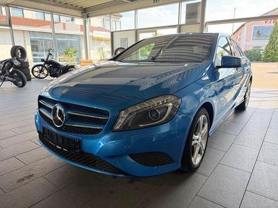 Blau Gebraucht 2012 Mercedes A180 Limousine | 12.800 € (Fairer Preis)