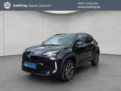 Neu Toyota Yaris 131 PS (96 kW) 2025 Schwarz Kleinwagen