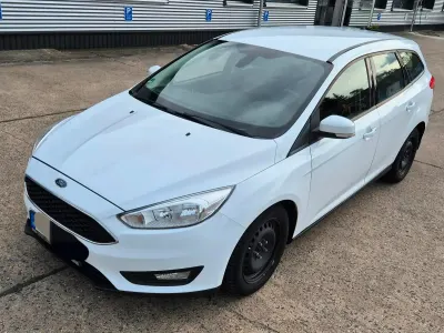 Gebraucht Ford Focus 120 PS (88 kW) 2016 Weiß Kombi