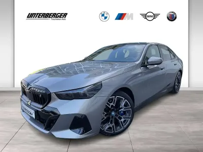 Gebraucht BMW i5 M Sport 250 kW (340 PS) 2024 Grau Limousine