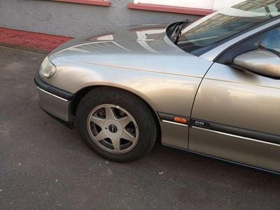 Opel Omega