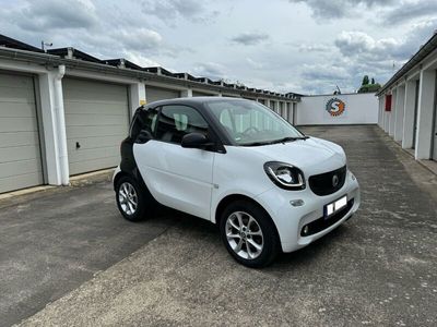 gebraucht Smart ForTwo Coupé 1.0 52kW - Navi, Tempomat, Panorama