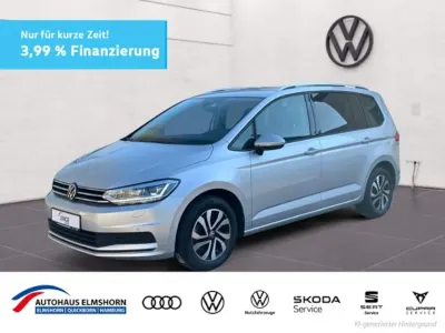 Gebraucht VW Touran Comfortline 122 PS (89 kW) 2022 Silber Van / Kleinbus
