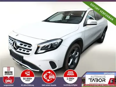 Gebraucht Mercedes GLA200 Urban 156 PS (114 kW) 2019 Weiß SUV