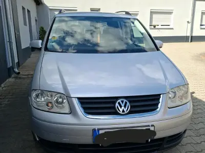Gebraucht VW Touran 2021 Silber Van / Kleinbus
