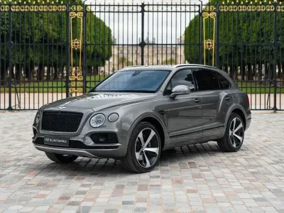 Brugt Bentley Bentayga 608 HK (447 kW) 2018 Grå SUV