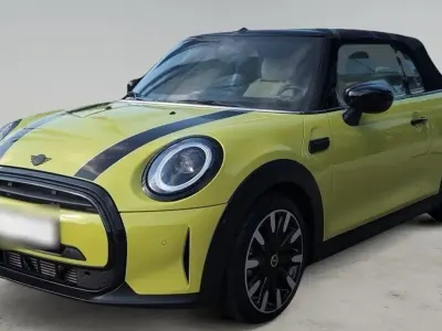 Usata Mini Cooper Cabriolet 100 CV (73 kW) 2022 Giallo Cabrio