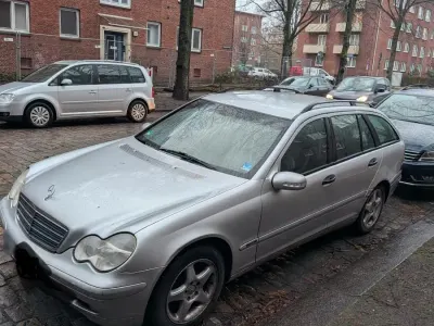 Gebraucht Mercedes C220 163 PS (119 kW) 2002 Grau Kombi