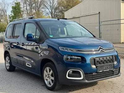 Gebraucht Citroën Berlingo Shine 131 PS (96 kW) 2019 Blau Van / Kleinbus