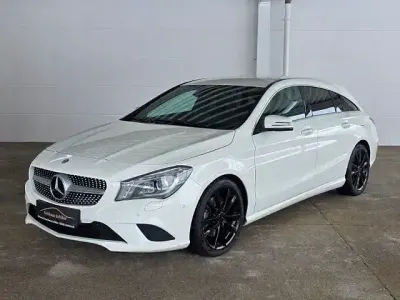 Second-hand Mercedes CLA250 211 CP (155 kW) 2015 Alb Berlinǎ