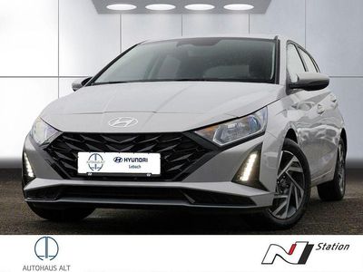 Grau Neu 2025 Hyundai i20 Trend Limousine | 23.690 € (Fairer Preis)