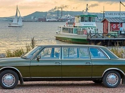 Grün Gebraucht 1981 Mercedes E300 Limousine | 24.990 €