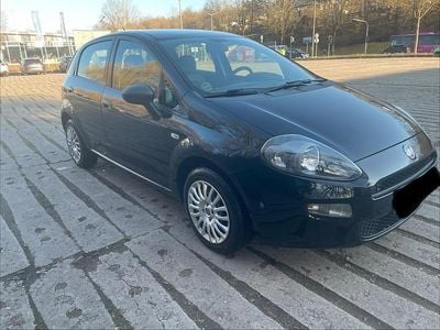 Gebraucht Fiat Punto 69 PS (50 kW) 2012 Schwarz Kleinwagen
