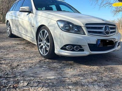 Gebraucht Mercedes C350 Avantgarde 265 PS (194 kW) 2011 Weiß Kombi