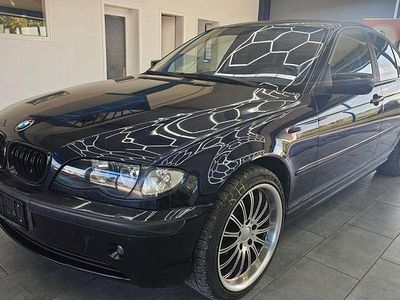 Gebraucht BMW 318 Lifestyle 143 PS (105 kW) 2003 Blau Limousine