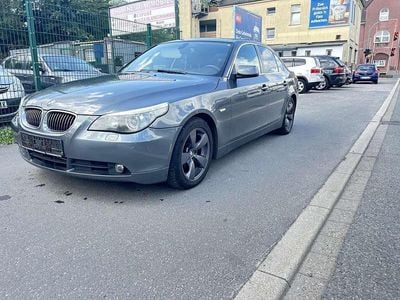 BMW 525
