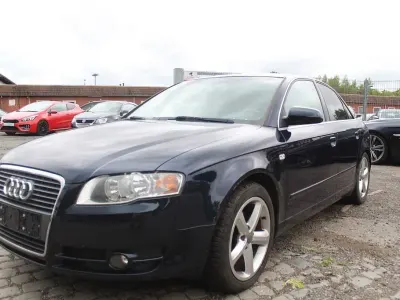 Gebraucht Audi A4 Sport 140 PS (102 kW) 2006 Blau Limousine