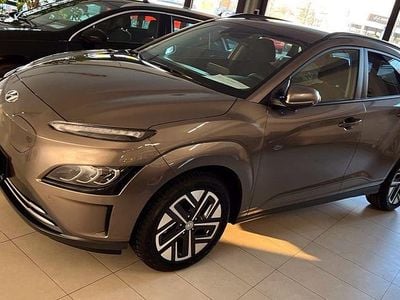 Gebraucht Hyundai Kona 100 kW (136 PS) 2022 Braun SUV