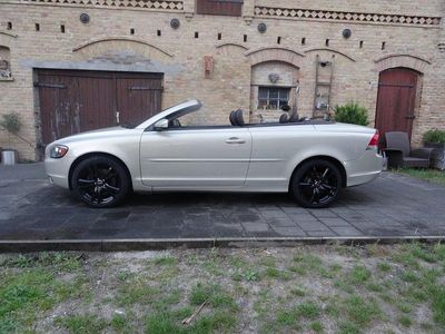 Gebraucht Volvo C70 Kinetic 140 PS (102 kW) 2007 Gold Cabrio