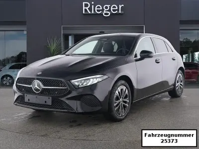 Gebraucht Mercedes A250 Advanced 163 PS (119 kW) 2025 Schwarz Limousine