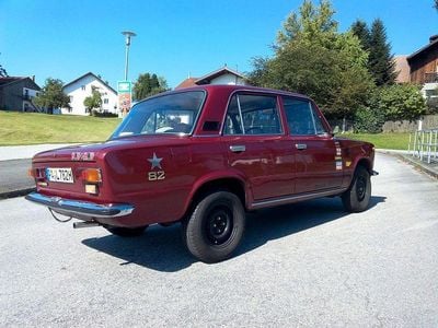 Gebraucht Lada 1200 60 PS (44 kW) 1982 Rot Limousine