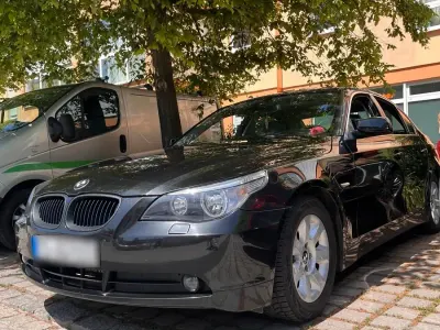 Gebraucht BMW 523 177 PS (130 kW) 2005 Schwarz Limousine