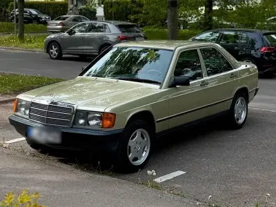 Brugt Mercedes 190 1986 Sedan