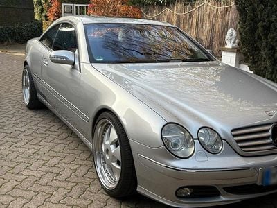 Gebraucht Mercedes CL500 305 PS (224 kW) 2003 Silber Coupé