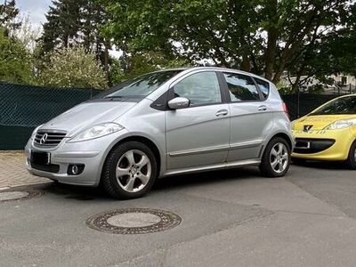 gebraucht Mercedes A150 A-Klasse Silber