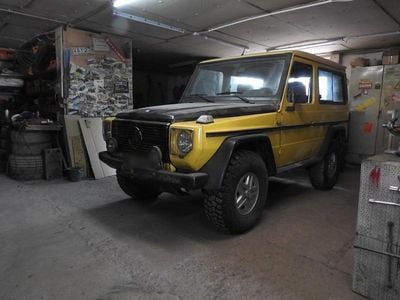 Gebraucht Mercedes G300 88 PS (64 kW) 1985 Gelb SUV