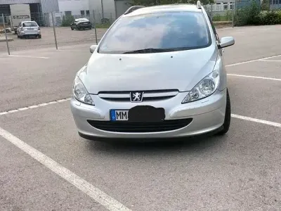 Gebraucht Peugeot 307 109 PS (80 kW) 2003 Silber Limousine