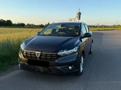 Gebraucht Dacia Sandero Comfort 101 PS (74 kW) 2022 Grau Kleinwagen