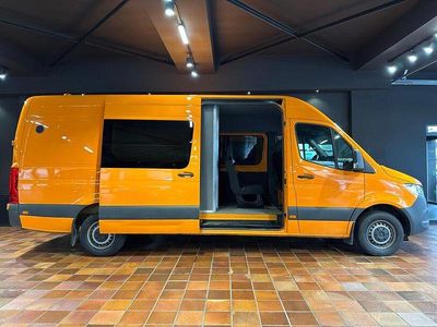 Gebraucht Mercedes Sprinter 163 PS (119 kW) 2021 Orange Van