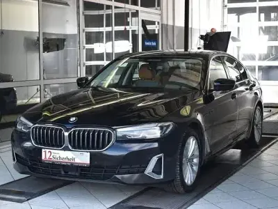 Brugt BMW 545e Luxury Line 394 HK (289 kW) 2021 Sort Sedan