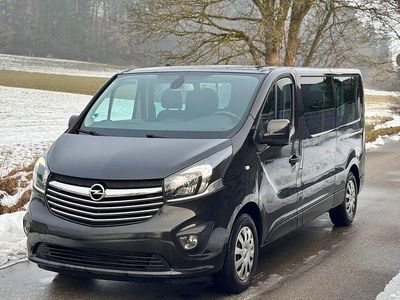 Schwarz Gebraucht 2016 Opel Vivaro Van / Kleinbus | 14.800 €